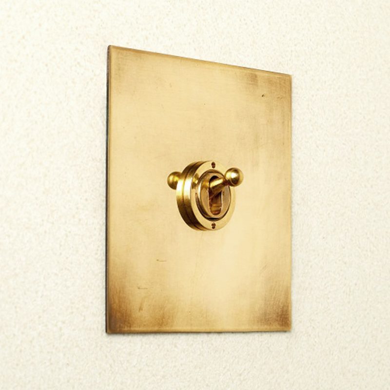 Agedbrass (1)